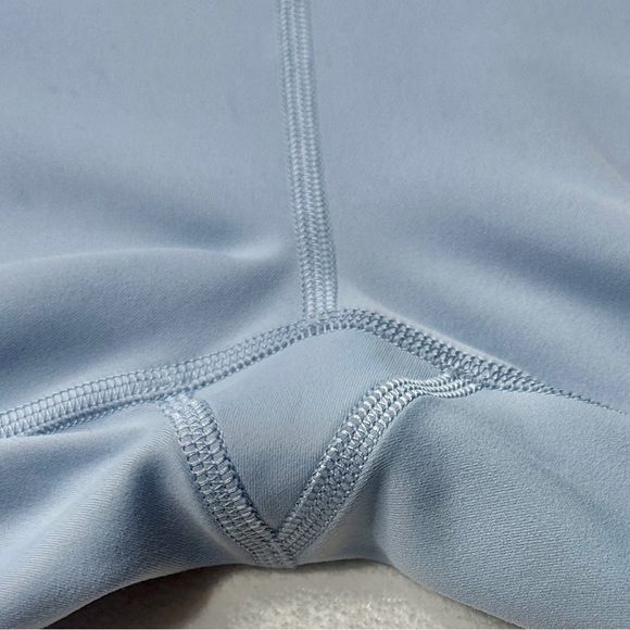 Lululemon Wunder Train High-Rise Tight 25”• Chambray•Everlux - Picture 7 of 12